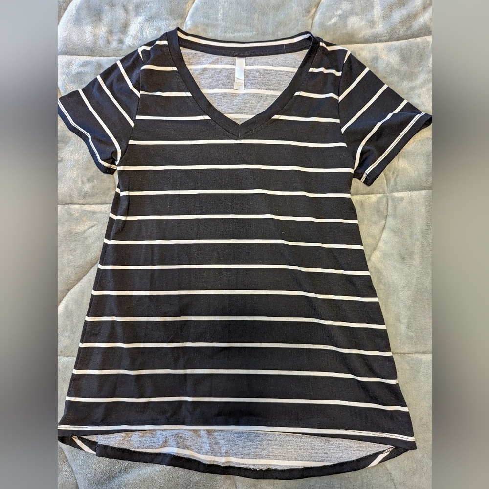 Vneck tshirt